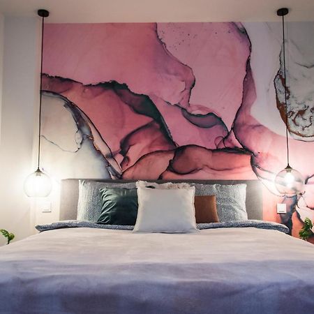 Danubio****2 Bedrooms-Be In The Center Of It All! Budapest Luaran gambar